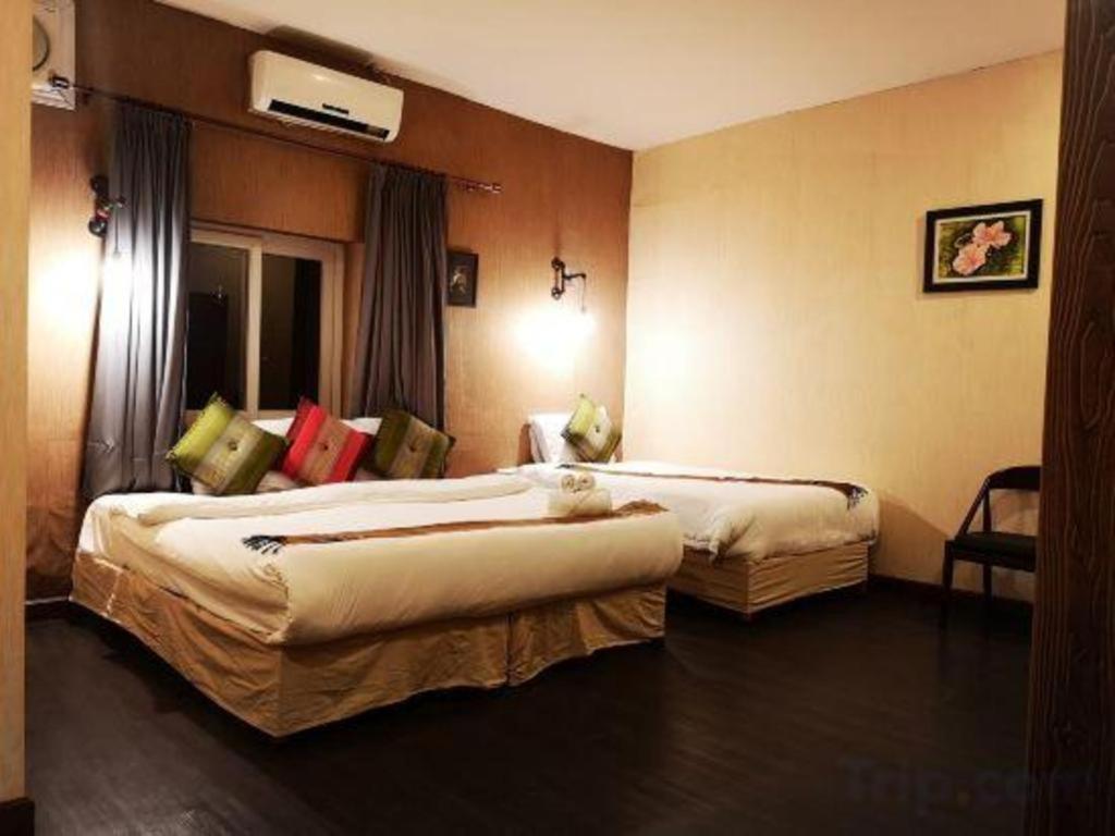 Phonethip Plaza Hotel 万象 外观 照片