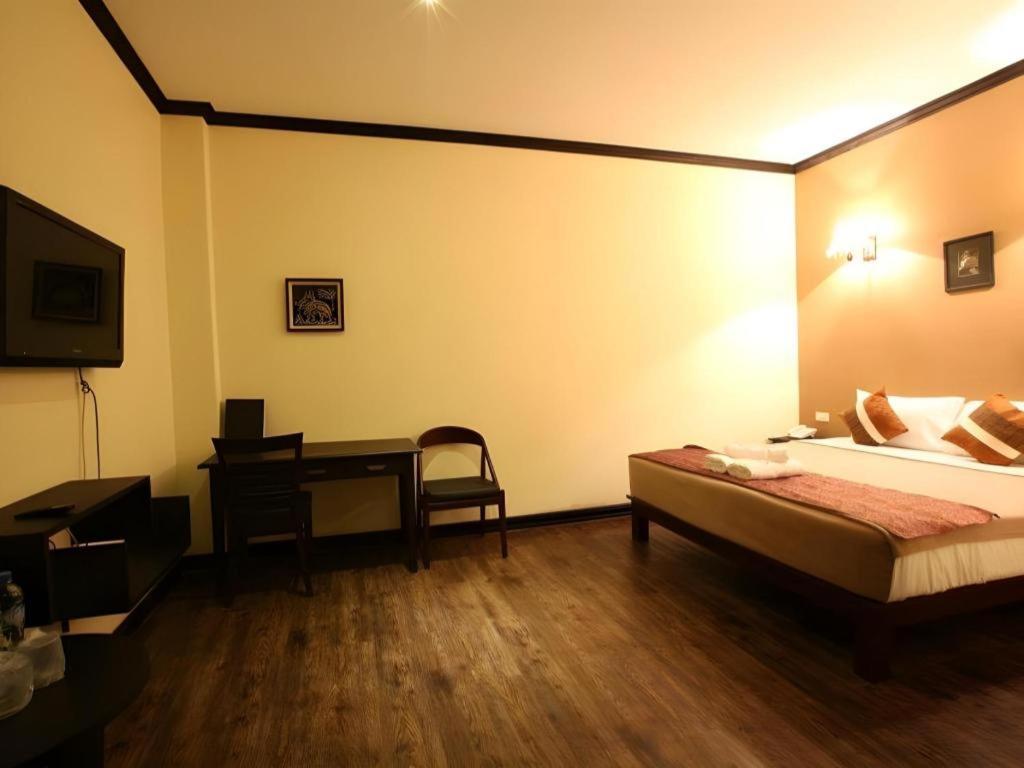 Phonethip Plaza Hotel 万象 外观 照片
