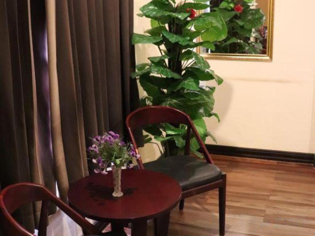 Phonethip Plaza Hotel 万象 外观 照片